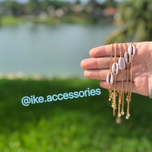 Seashell bracelet